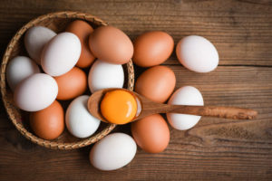 bowl of chicken eggs and duck eggs